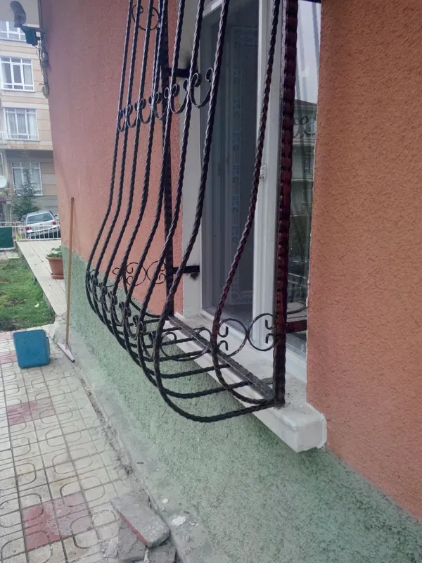 Ferforje pencere demiri uygulaması 12