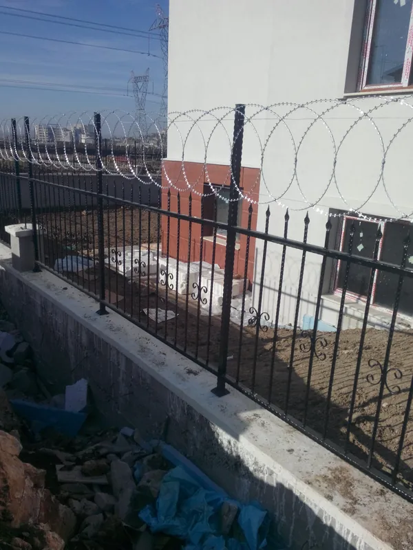Yeşil tel çit uygulaması 20